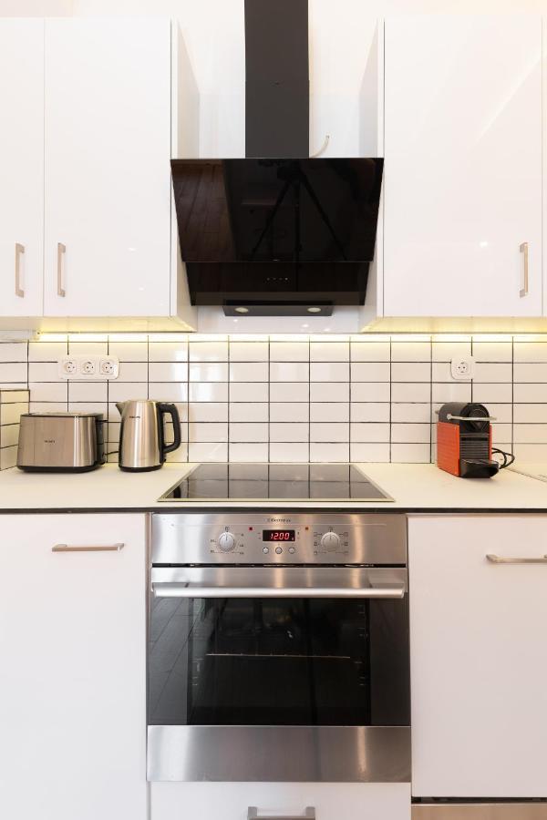 Modern Apartment, Short Walk To Acropolis Sites Афіни Екстер'єр фото